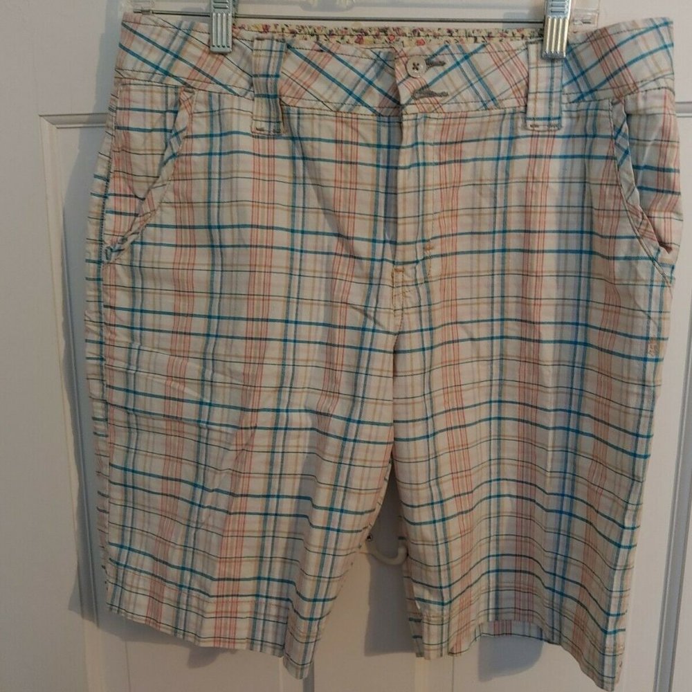 Levis Ladies Colorful Checked Shorts sz 8
